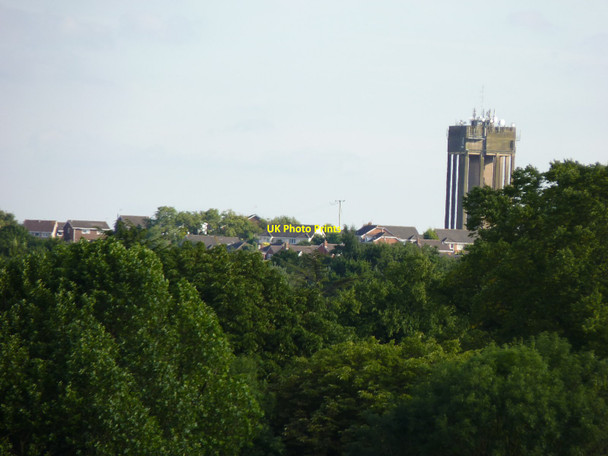 Photo 6"x4" Droitwich Water Tower from Dodderhill Church Droitwich c2015
