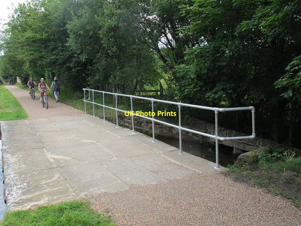 Photo 6"x4" Canal overflow at Rodley Horsforth c2015
