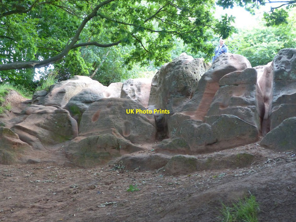 Photo 6"x4" Eroded sandstone at Lymm Dam Lymm c2015