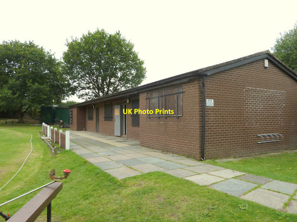 Photo 6"x4" Winstanley Park Cricket Pavilion Far Moor\/SD5304 c2015