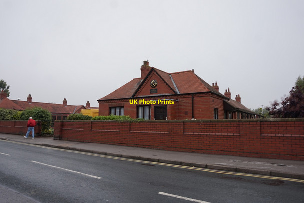 Photo 6"x4" Sheltered Housing on Morton Lane, Beverley Beverley c2015