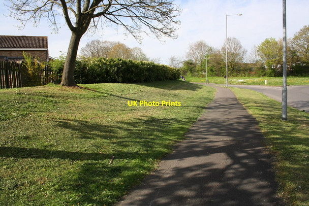 Photo 6"x4" Pavement on west side of roundabout at Dorcan Way \/ Eldene Drive junction Swindon\/SU1685 c2015