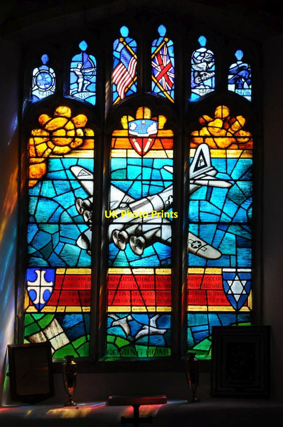 Photo 6"x4" USAAF memorial window, Grafton Underwood church Grafton Underwood c2015