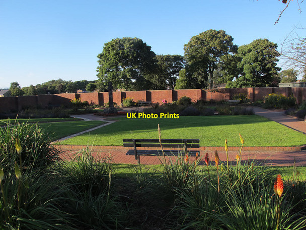 Photo 6"x4" Bramley Park; flower garden Pudsey\/SE2233 c2015