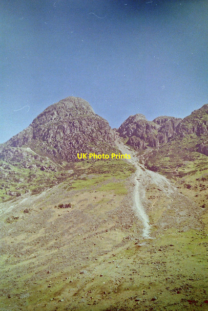 Photo 6"x4" Pike of Stickle in June 1980 Langdale Pikes c1980