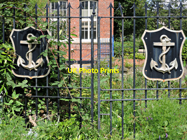 Photo 6"x4" Anchor gates Paisley c2015