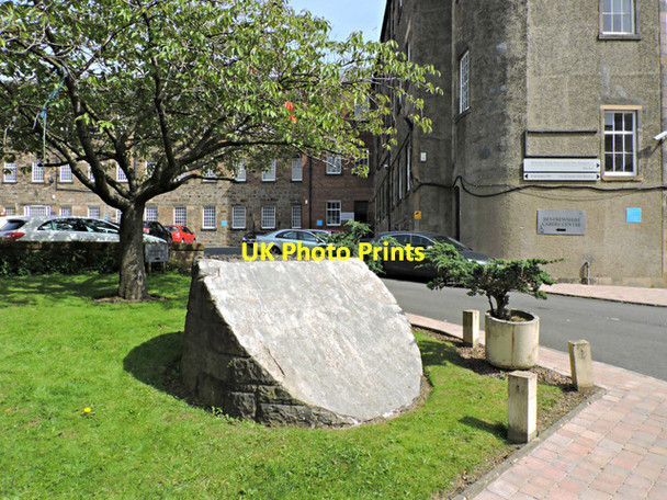 Photo 6"x4" Garden at Anchor Buildings Paisley c2015