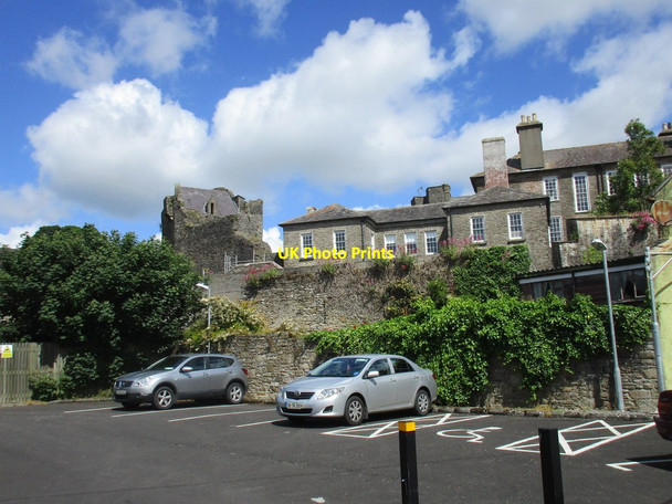 Photo 6"x4" Roscrea Castle and the rear of Damer House Roscrea c2015