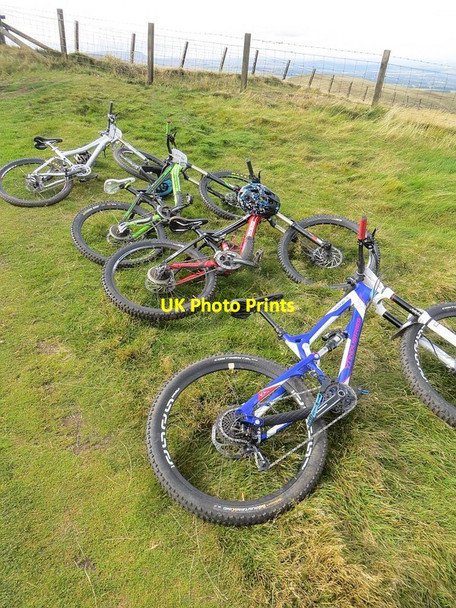 Photo 6"x4" Bikes, Allermuir Hill Dreghorn\/NT2268 c2014