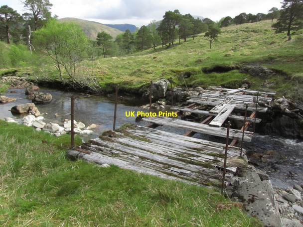 Photo 6"x4" Old footbridge over Allt Gleann Auchreoch, S of Dalrigh near Crianlarich Tyndrum\/NN3330 c2015