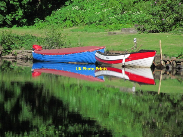 Photo 6"x4" Boats on the R Lochay at Killin Killin\/NN5732 c2015 P1