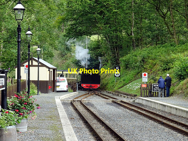 Photo 6"x4" No. 9 arrives at Aberffrwd Aberffrwd\/SN6878 c2015
