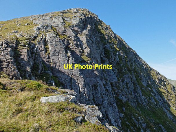 Photo 6"x4" Northern cliffs of Creag Coire na Fiar Bhealaich Coire na Fiar Bhealaich c2015