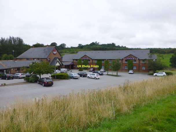 Photo 6"x4" Brewers Fayre and Premier Inn  Monifieth c2015