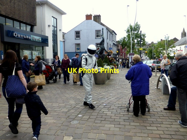 Photo 6"x4" Handing out fliers, Market Street, Omagh Omagh c2015