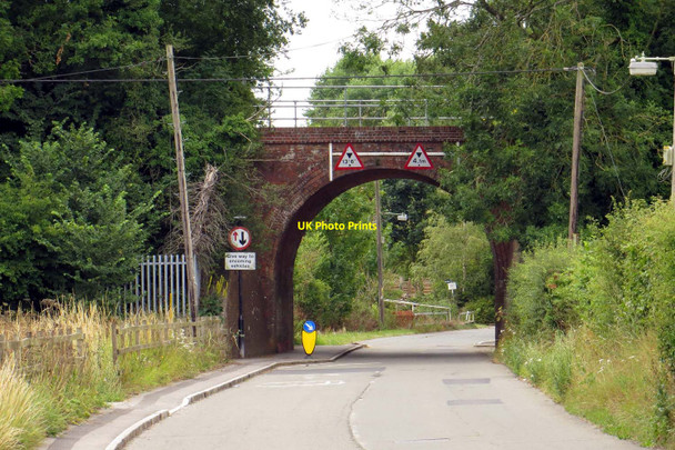 Photo 6"x4" Disused railway bridge over Aldworth Road Compton\/SU5280 c2015