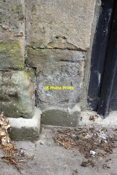 Photo 6"x4" Weathered benchmark on The Olympic Bar Stamford\/TF0207 c2015