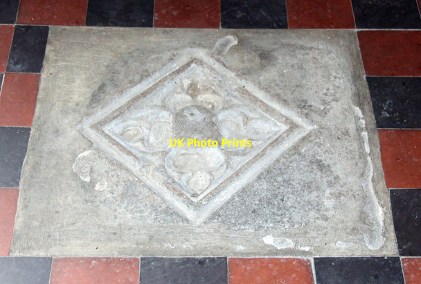 Photo 6"x4" St Mary, Weston Colville - Ledger slab Weston Colville c2015 P1
