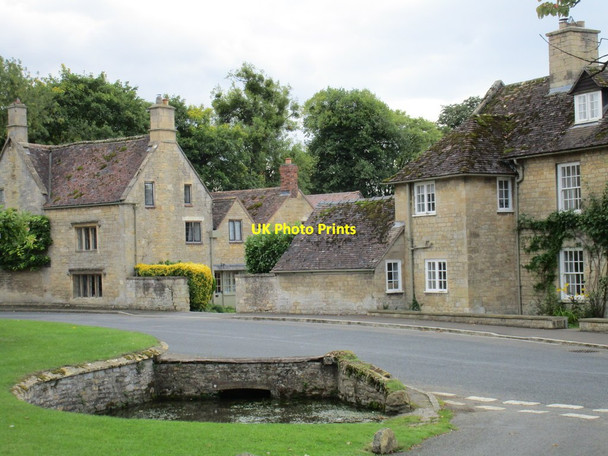 Photo 6"x4" Overbury - bridge and houses Overbury c2015