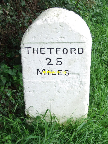 Photo 6"x4" Old Milestone Cringleford c2015