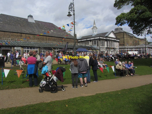 Photo 6"x4" Buxton - Pavilion Gardens Buxton\/SK0673 c2015