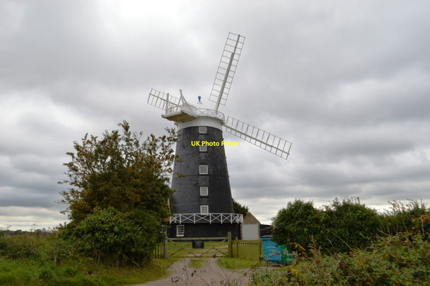 Photo 6"x4" Burnham Overy Mill Burnham Market c2015