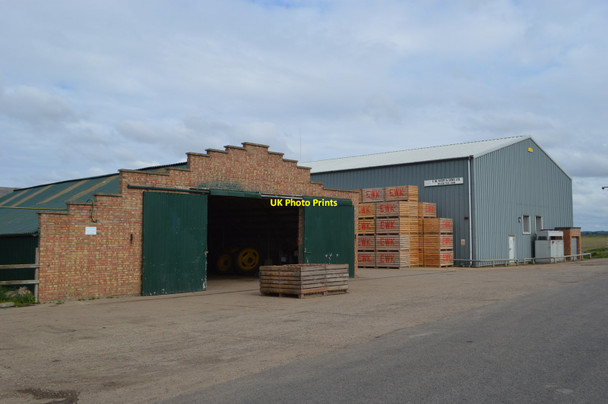 Photo 6"x4" Barns at Willow Tree Farm Ten Mile Bank c2015
