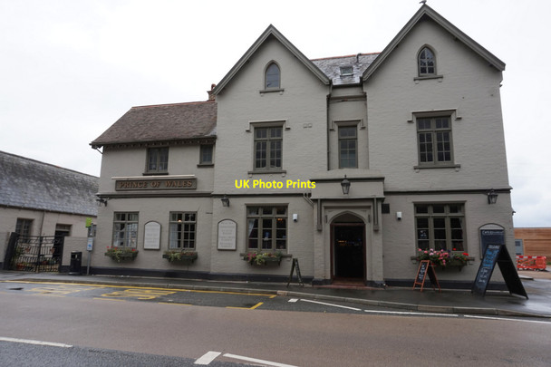 Photo 6"x4" Prince of Wales Cowes c2015