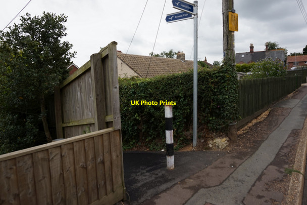 Photo 6"x4" Coastal path on New Road, Wootton Wootton\/SZ5492 c2015