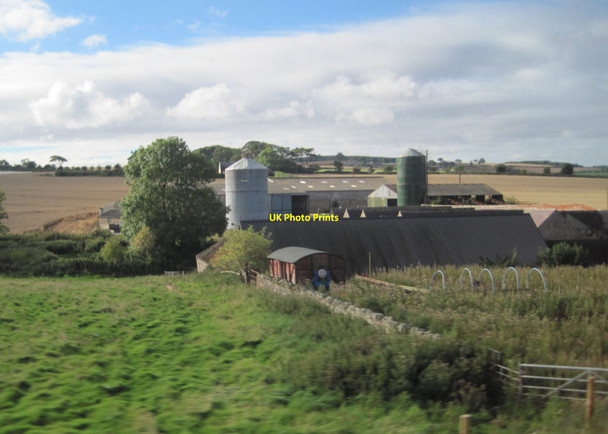 Photo 6"x4" View from a Newcastle-Edinburgh train - Peelwalls Farm Prenderguest c2015