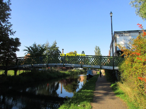 Photo 6"x4" Footbridge over the Erewash Canal Long Eaton c2015