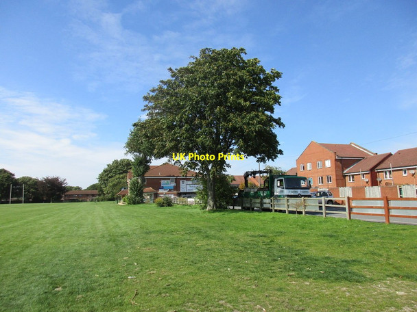 Photo 6"x4" The northern edge of the playing fields at Hilsea Portsmouth\/SU6501 c2015