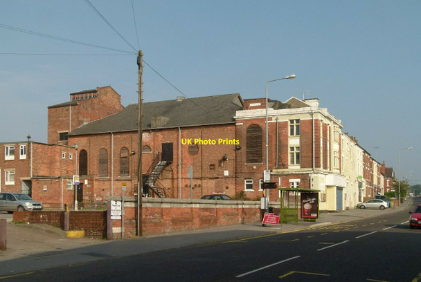 Photo 6"x4" The Regal, Carlton Road Worksop c2015