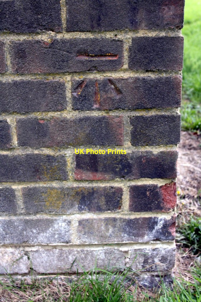 Photo 6"x4" Benchmark on Flats #112-122 Brighton Road Crawley\/TQ2736 c2015