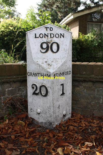 Photo 6"x4" Milestone beside the B1081 1 mile from Stamford Stamford\/TF0207 c2015
