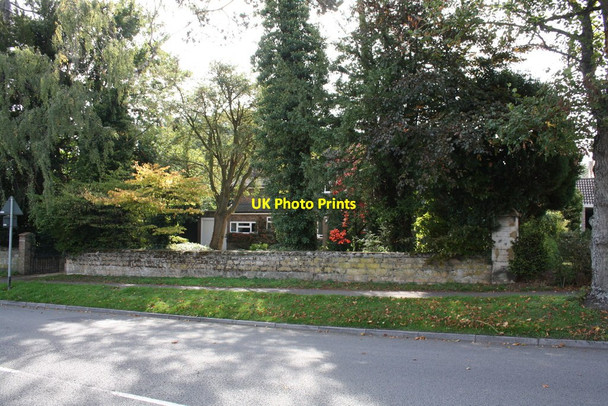 Photo 6"x4" Stone wall beside Casterton Road Stamford\/TF0207 c2015