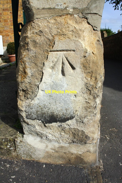 Photo 6"x4" Benchmark on gatepost at #1 Kings Road Stamford\/TF0207 c2015