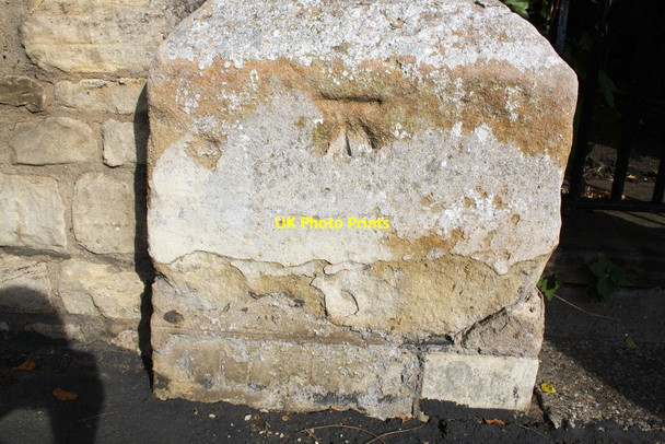 Photo 6"x4" Benchmark on gatepost at entrance to Grafton House, Conduit Road Stamford\/TF0207 c2015