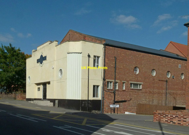 Photo 6"x4" Former Regent Cinema Retford c2015