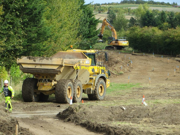 Photo 6"x4" Dump Truck on the Site Chilton\/SU4885 c2015