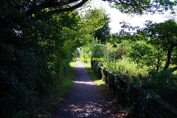 Photo 6"x4" Public footpath from St. Peter's Church Lane to Tagwell Road, Droitwich Spa, Worcs Droitwich c2015