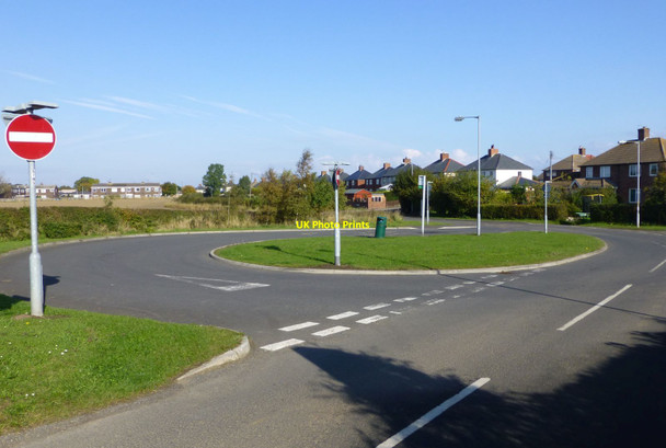 Photo 6"x4" Bus turning circle and bus stop Widdrington Station c2015