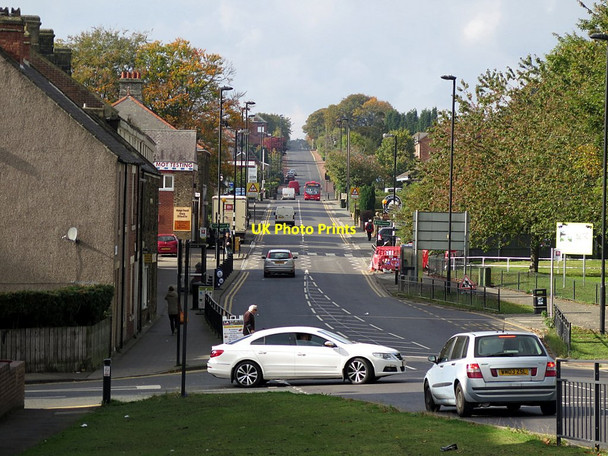 Photo 6"x4" Hexham Road, Throckley Ryton\/NZ1564 c2015