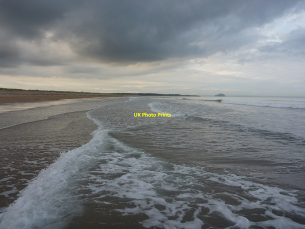 Photo 6"x4" Coastal East Lothian : Under A Black Cloud Dunbar c2015