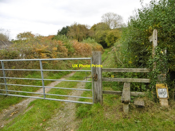 Photo 6"x4" Newbridge, gate & stile Copythorne c2015