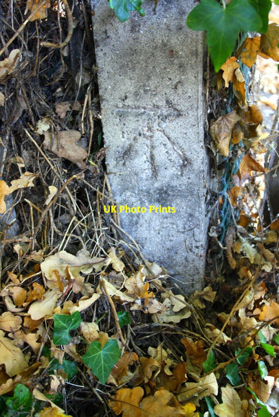 Photo 6"x4" Benchmark on concrete post, Rugby Road Hinckley c2015