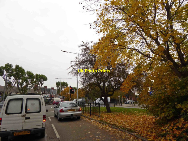 Photo 6"x4" Waiting at the traffic lights on Anlaby Road Hull Anlaby Park c2015