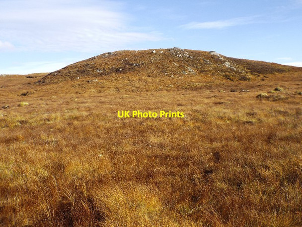 Photo 6"x4" Cnoc above Coire Leith near Cannich with the strange stone Clach-bheinn c2015