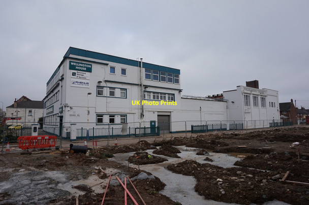 Photo 6"x4" Wellington House on Beverley Road, Hull Kingston upon Hull c2015
