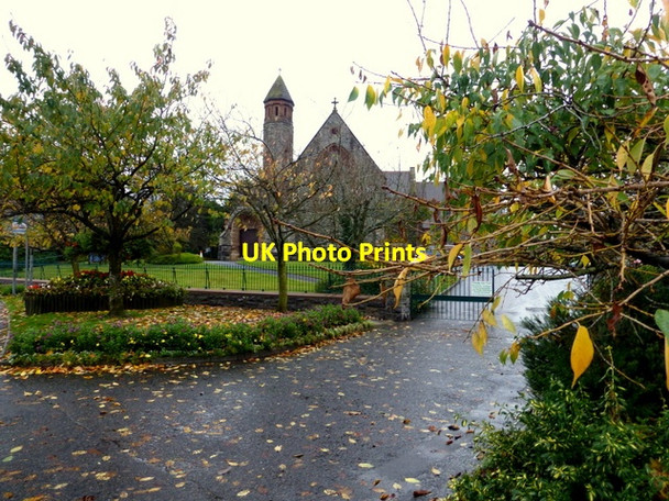 Photo 6"x4" Fallen leaves round First Omagh Presbyterian Church Omagh c2015